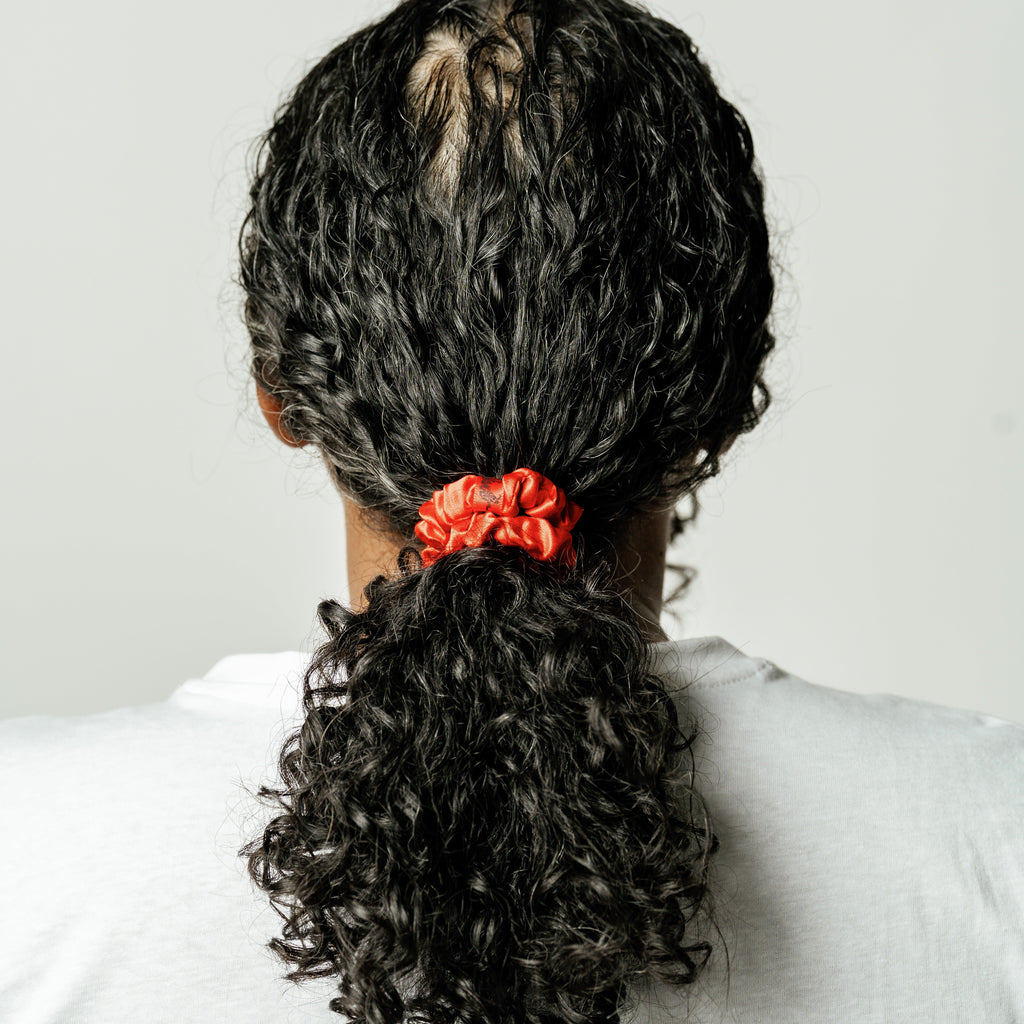 Organic Silk Scrunchie — Tomato Red | 22 Momme Mulberry Silk